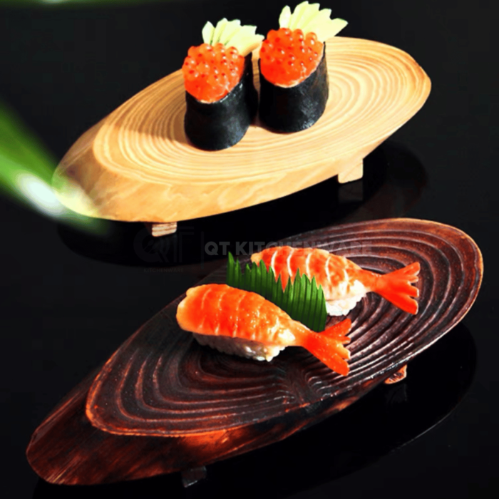 khay gỗ bầu dục nâu bày sushi. khay đựng sushi gỗ nhật bản