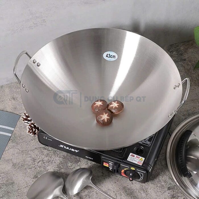 Chảo công nghiệp được thiết kế có độ bền cao