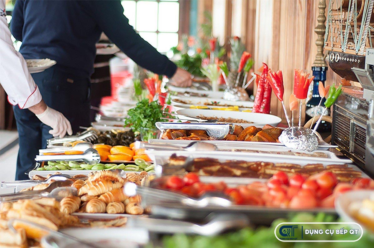 Dụng cụ tiệc buffet là một phần không thể thiếu để tạo nên những bữa tiệc ấn tượng