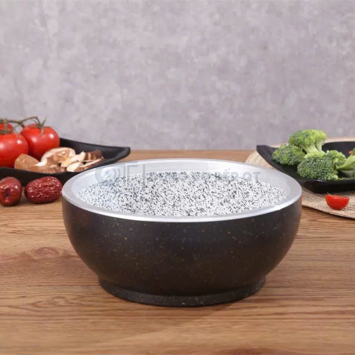 Giá bát đá phụ thuộc vào dung tích và chất liệu, số lượng đặt hàng