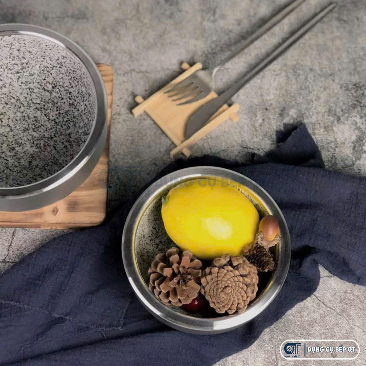 Bát đá, thố đá là 1 trong những nét đặc trưng của ẩm thực Hàn