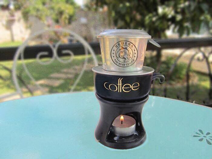 Chất liệu cấu tạo và nguyên lý hoạt động là 1 trong những yếu tố ảnh hưởng tới giá dụng cụ hâm nóng cafe