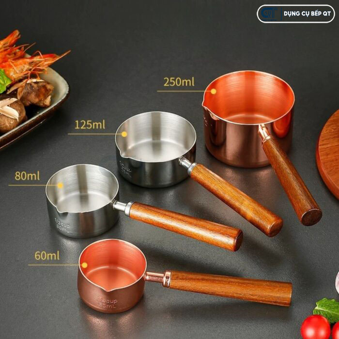 Chén đựng nước sốt có tay cầm