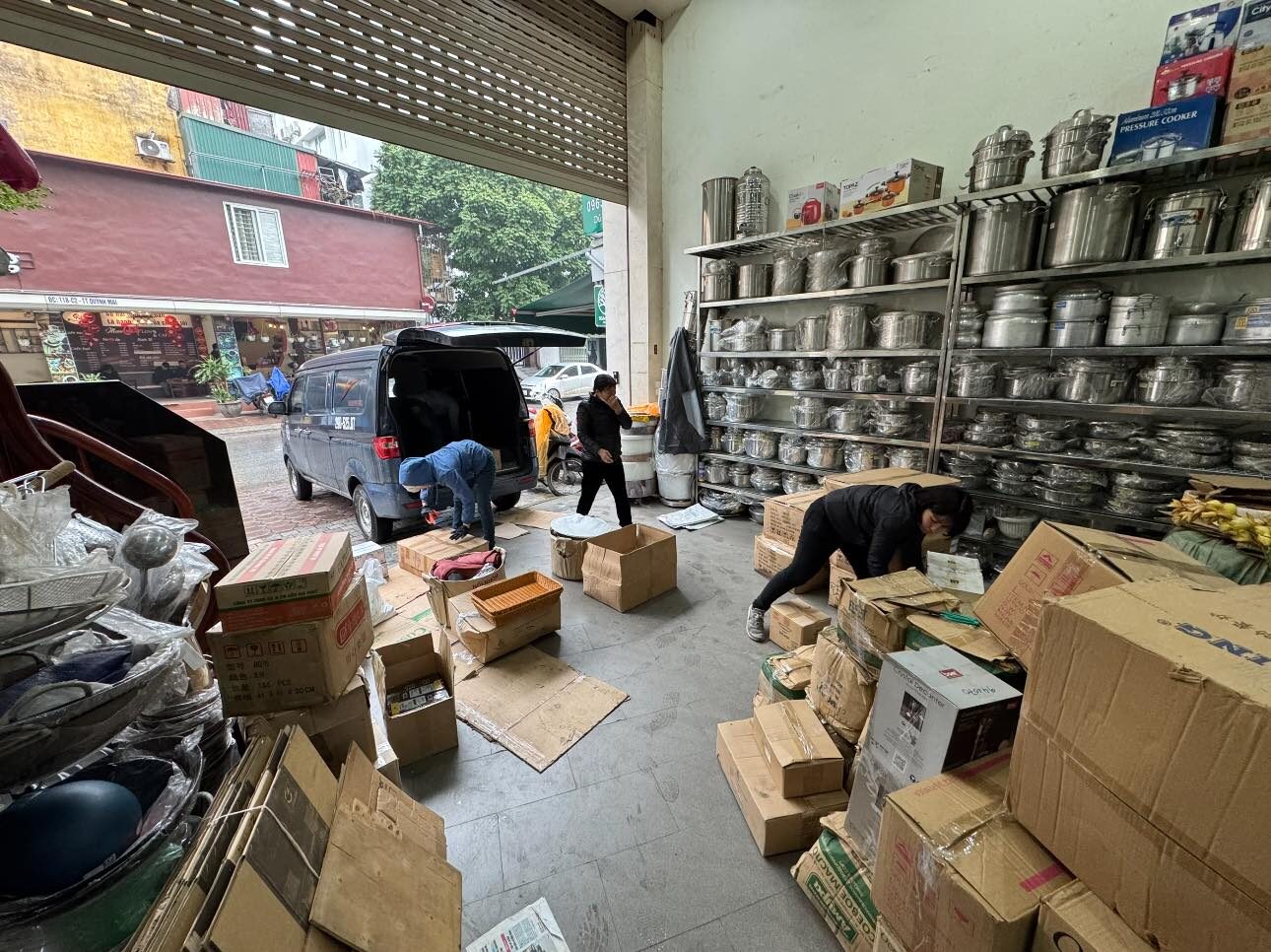 10.000+ mẫu sản phẩm sẵn kho - Sẵn sàng giao hàng nhanh toàn quốc