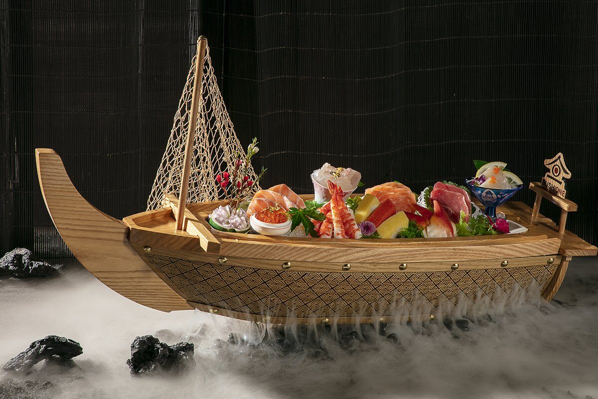 Thuyền Sashimi