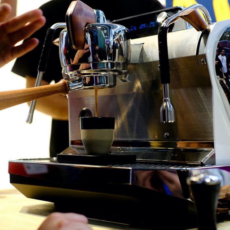 Máy pha cafe kèm vòi Steam đánh sữa, tạo bọt