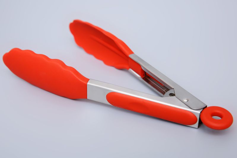 Kẹp gắp làm từ silicon 