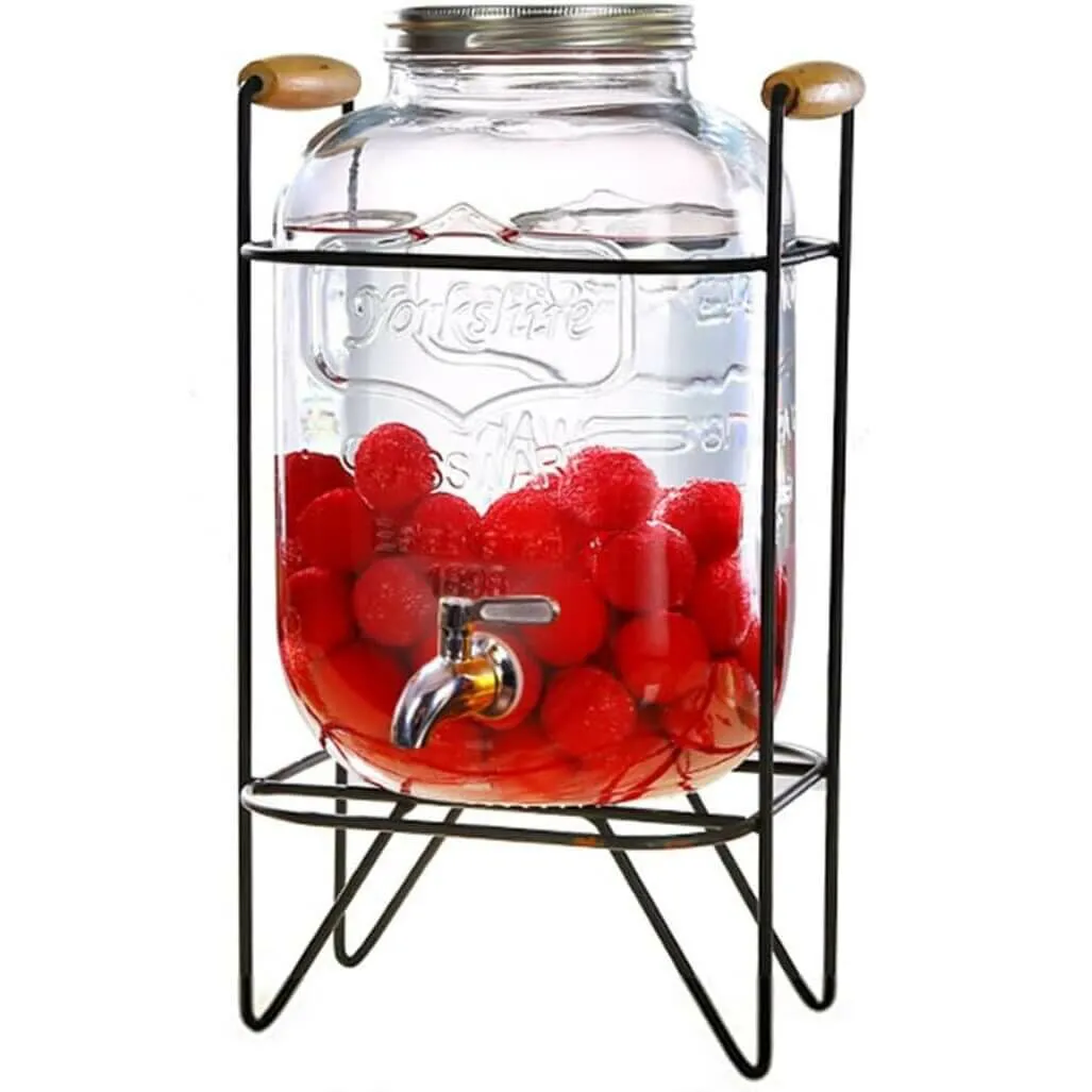 Thủy tinh nặng, dễ vỡ nên không dành cho mọi mô hình