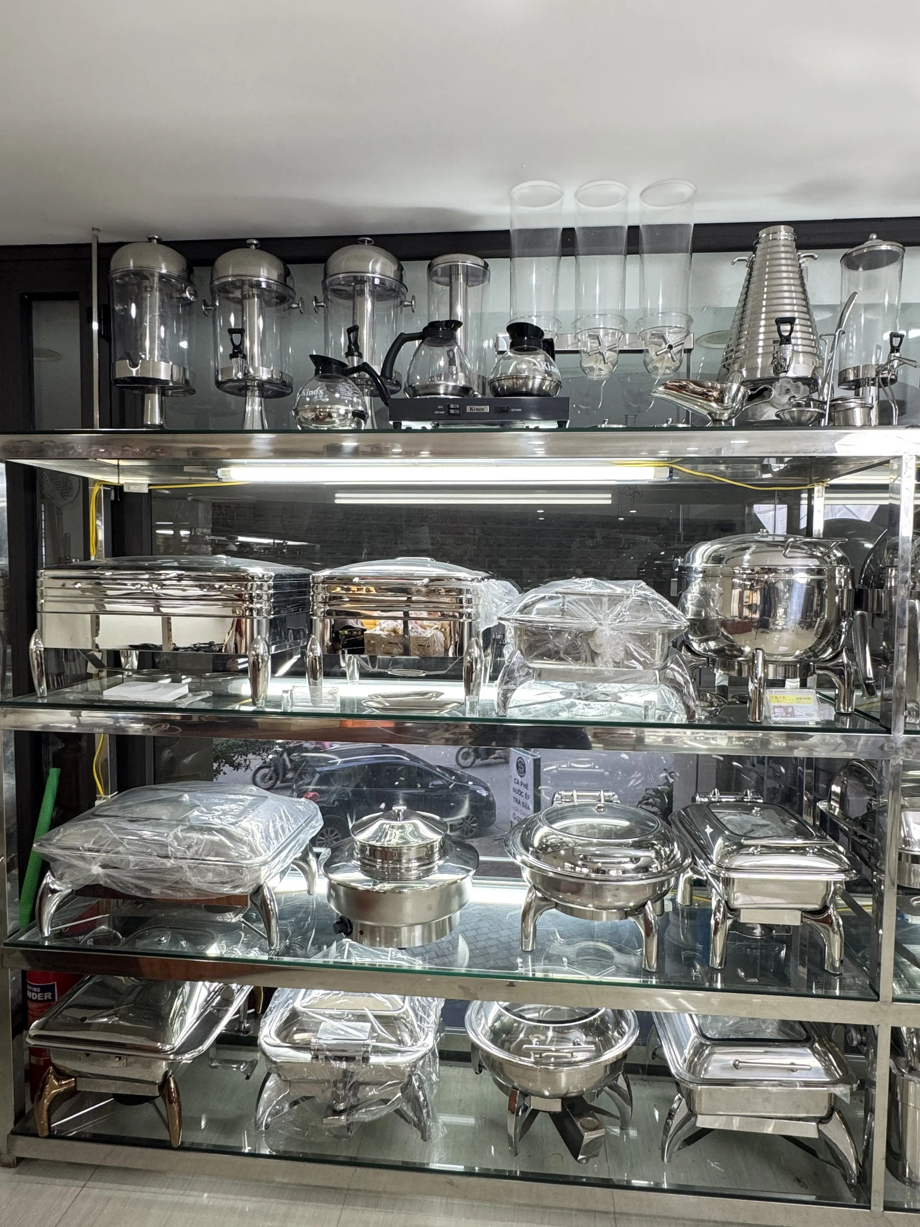 Lựa chọn bình đựng nước cao cấp tại địa chỉ uy tín