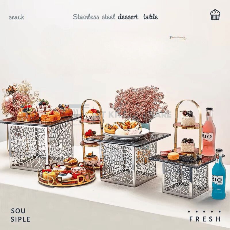 Chân đế trang trí buffet vuông mang đến tính chuyên nghiệp và thẩm mỹ cao