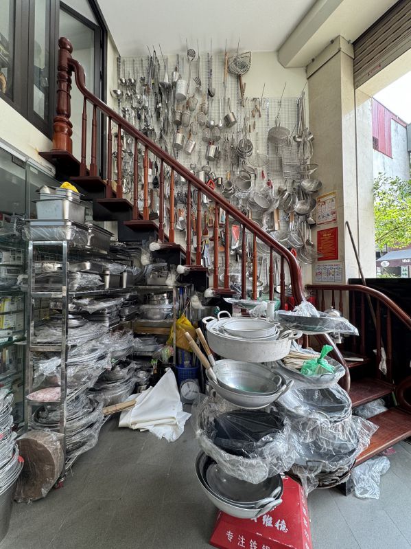 Mua chảo công nghiệp tại Dụng cụ bếp QT - Quang Thúy